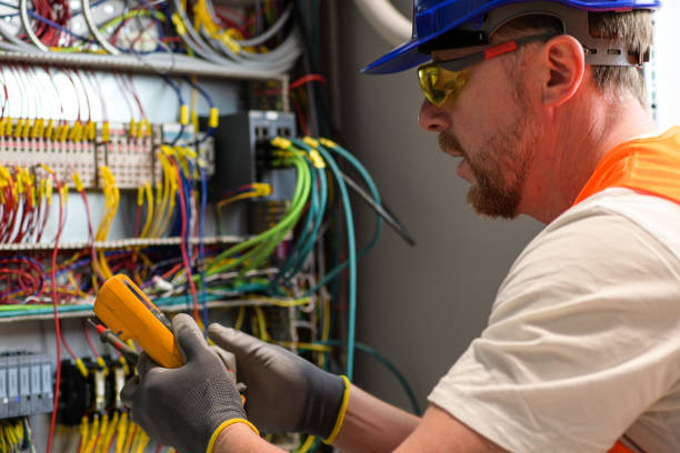 Best Emergency Electrical Repair  in Lake Isabella, MI